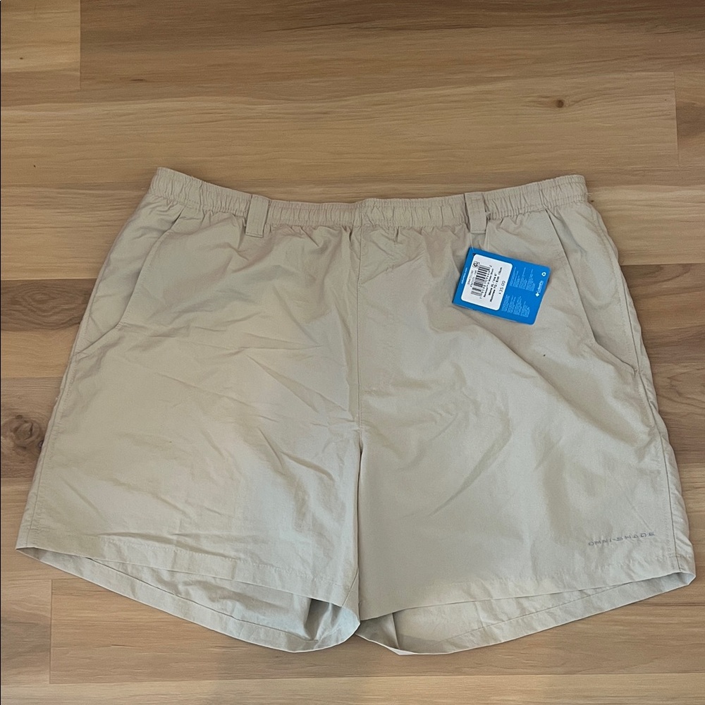 Men's Columbia PFG Beige Shorts